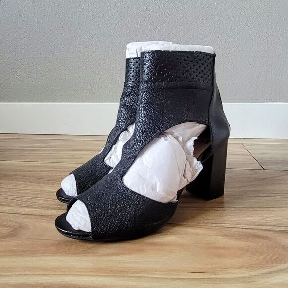 Emanuele Castro Italy Leather Caged T-Strap Bootie Block Heel Sandal in Black 38 - Picture 4 of 16